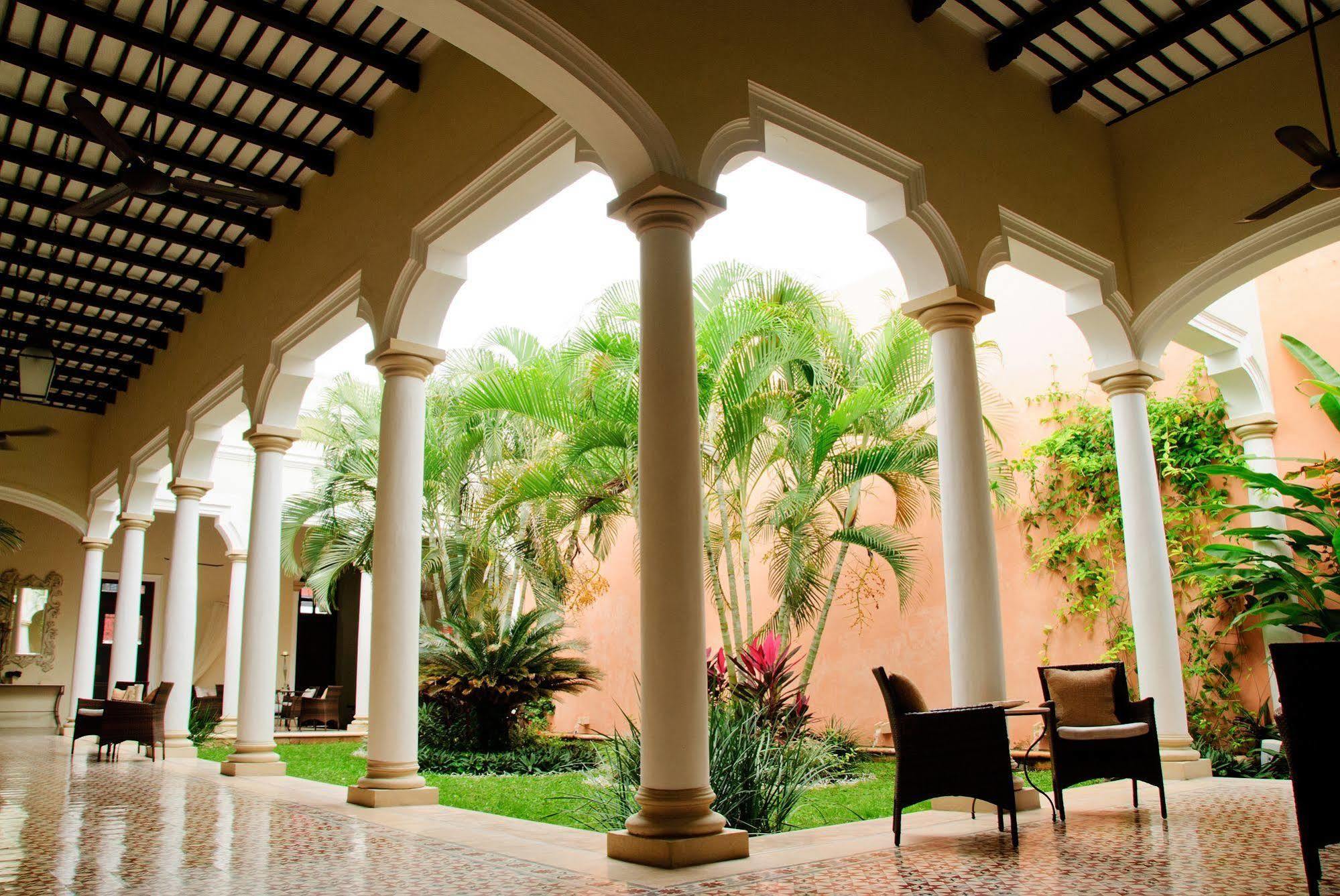Hotel Decu Downtown à Mérida Extérieur photo